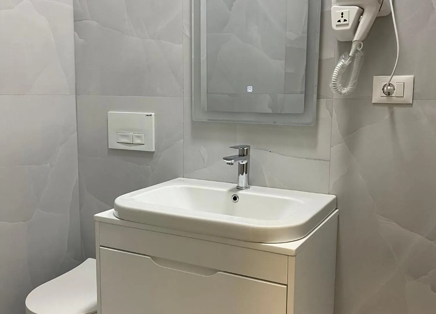 Kaimi Gemstone Studio Apartments - 24H Check In Tirana
